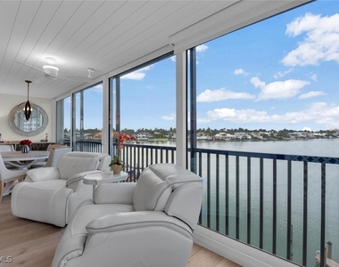 222 Harbour Drive - Photo Thumbnail 3
