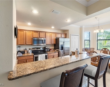 9727 Acqua Court - Photo Thumbnail 5