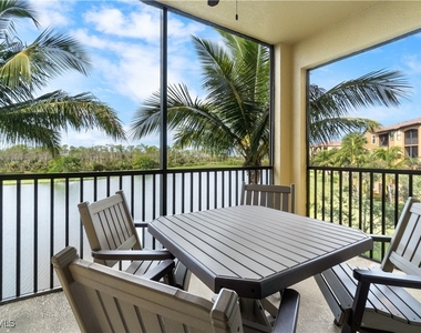 9727 Acqua Court - Photo Thumbnail 16