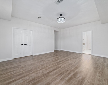 20415 Longspring Drive - Photo Thumbnail 15