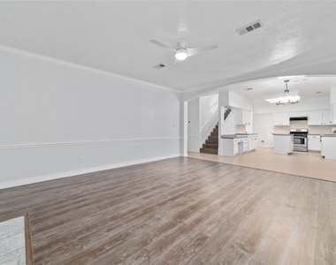 20415 Longspring Drive - Photo Thumbnail 5