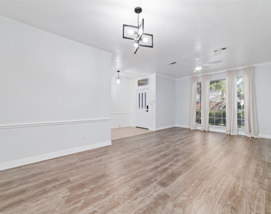 20415 Longspring Drive - Photo Thumbnail 3