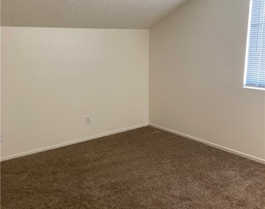 967 Derringer Lane - Photo Thumbnail 28