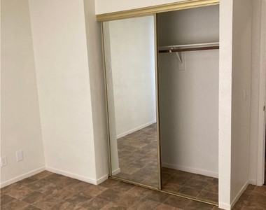 967 Derringer Lane - Photo Thumbnail 10
