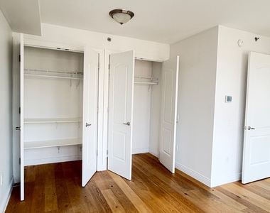 3440 Guider Ave - Photo Thumbnail 7