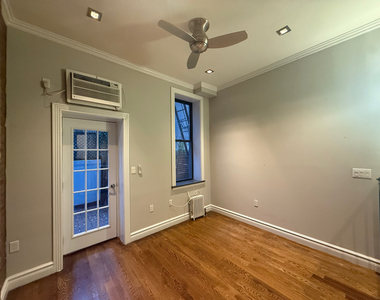 246 Mott Street - Photo Thumbnail 6