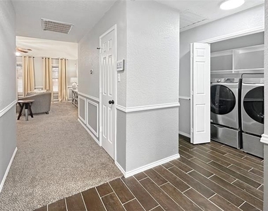 503 S Arizona Drive - Photo Thumbnail 1