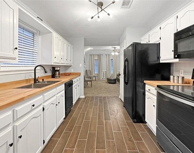 503 S Arizona Drive - Photo Thumbnail 6