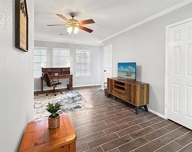 503 S Arizona Drive - Photo Thumbnail 16