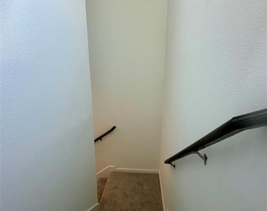 812 Sandhill Crane Lane - Photo Thumbnail 18