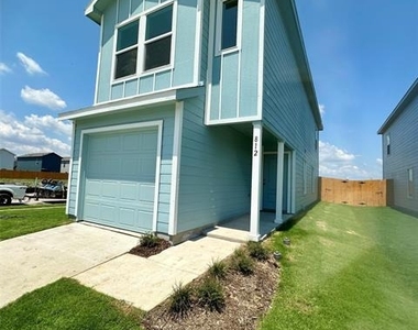 812 Sandhill Crane Lane - Photo Thumbnail 1