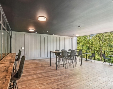 1028 Stitch Bend Way - Photo Thumbnail 6
