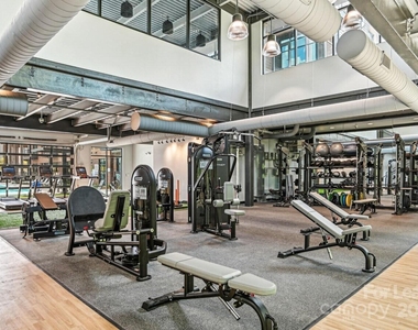 1028 Stitch Bend Way - Photo Thumbnail 10