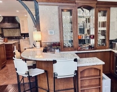 530 Hawthorn Road - Photo Thumbnail 8