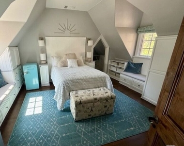 530 Hawthorn Road - Photo Thumbnail 16