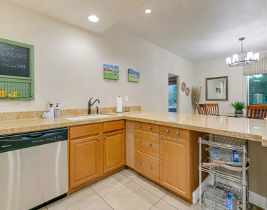 78225 Cabrillo Lane - Photo Thumbnail 8