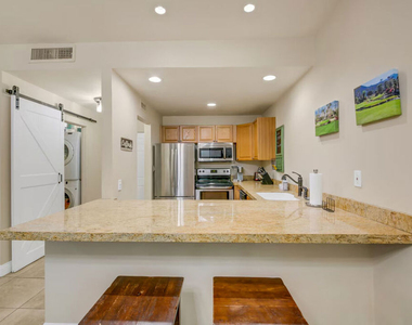 78225 Cabrillo Lane - Photo Thumbnail 9