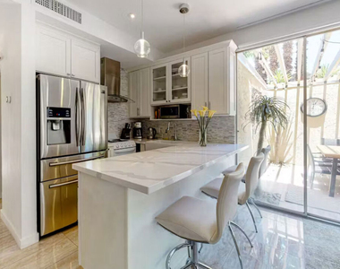 78155 Cabrillo Lane - Photo Thumbnail 3