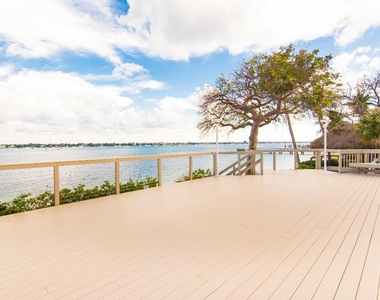 5600 N Flagler Drive - Photo Thumbnail 35