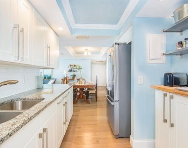 5600 N Flagler Drive - Photo Thumbnail 4