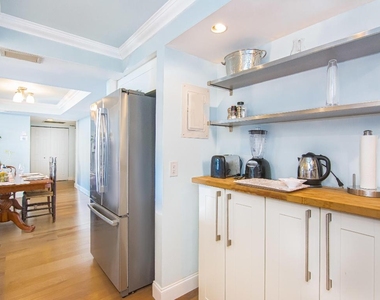 5600 N Flagler Drive - Photo Thumbnail 3