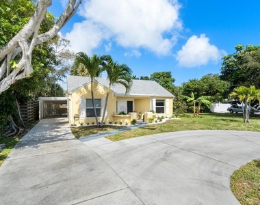 727 S Lake Drive - Photo Thumbnail 39
