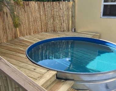 727 S Lake Drive - Photo Thumbnail 38