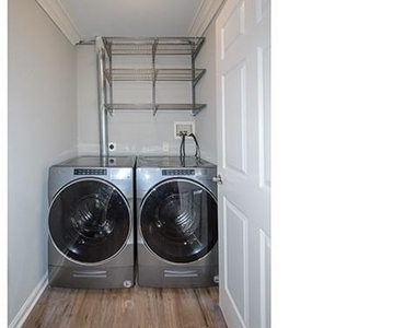 2200 Dolphin Lane - Photo Thumbnail 11