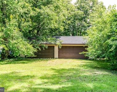 110 Weston Avenue - Photo Thumbnail 2