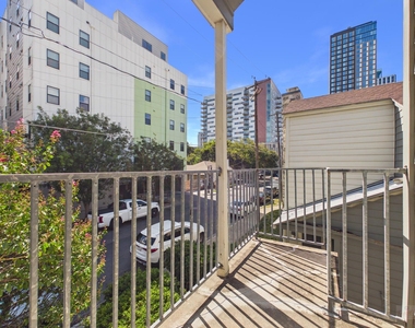 2529 Rio Grande St - Photo Thumbnail 10