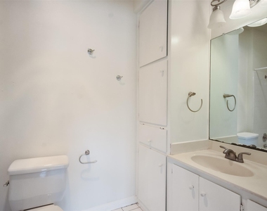 2529 Rio Grande St - Photo Thumbnail 22