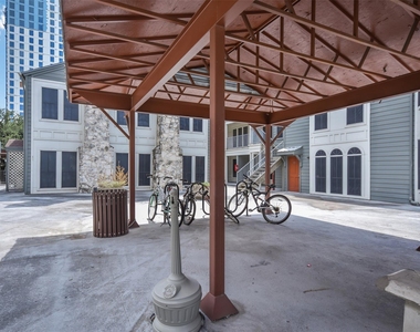 2529 Rio Grande St - Photo Thumbnail 25