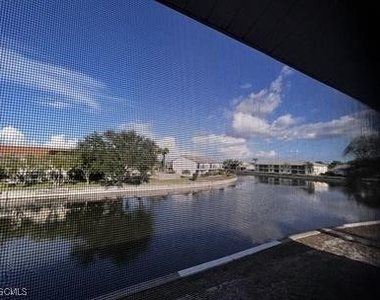 639 Se 13th Avenue - Photo Thumbnail 16