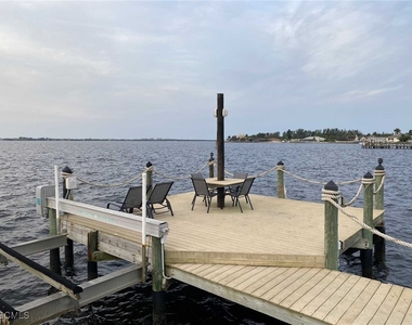 252 Bayshore Drive - Photo Thumbnail 26
