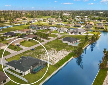 1137 Sw 18th Court - Photo Thumbnail 34