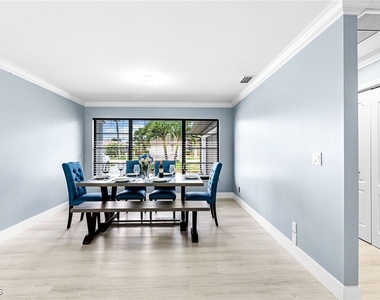 2328 Se 27th Street - Photo Thumbnail 25