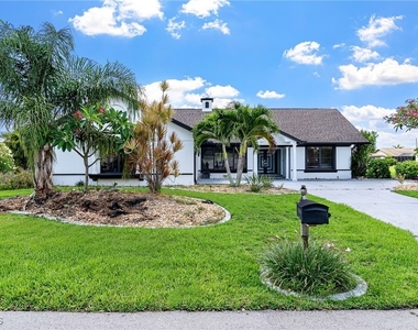 2328 Se 27th Street - Photo Thumbnail 33