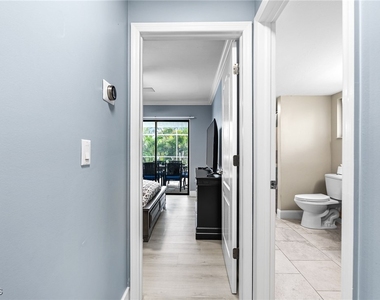 2328 Se 27th Street - Photo Thumbnail 15