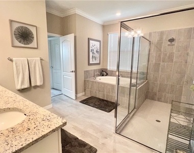 19824 Beechcrest Place - Photo Thumbnail 14