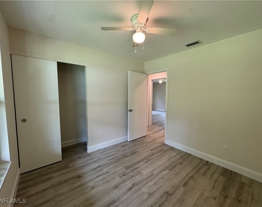221 18th Avenue Nw - Photo Thumbnail 14