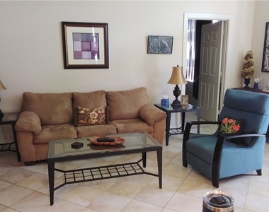 5076 Annunciation Circle - Photo Thumbnail 5