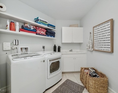 700 Bentwater Circle - Photo Thumbnail 11