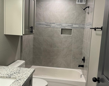 7906 Sexton Street - Photo Thumbnail 8