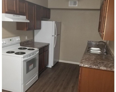 15027 Quail Ridge Rd - Photo Thumbnail 4