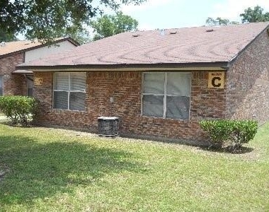 1001 Charlsie Ave - Photo Thumbnail 3