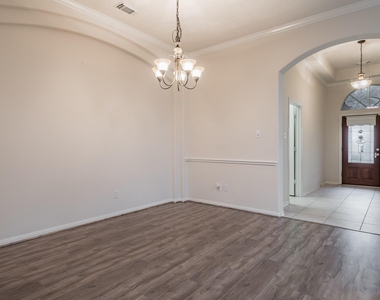 24623 Blane Drive - Photo Thumbnail 5