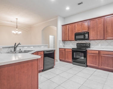 24623 Blane Drive - Photo Thumbnail 8