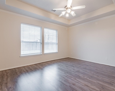 24623 Blane Drive - Photo Thumbnail 16