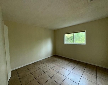 1588 South Street - Photo Thumbnail 5
