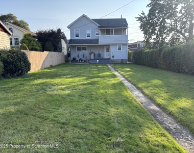 719 Saginaw Street - Photo Thumbnail 21